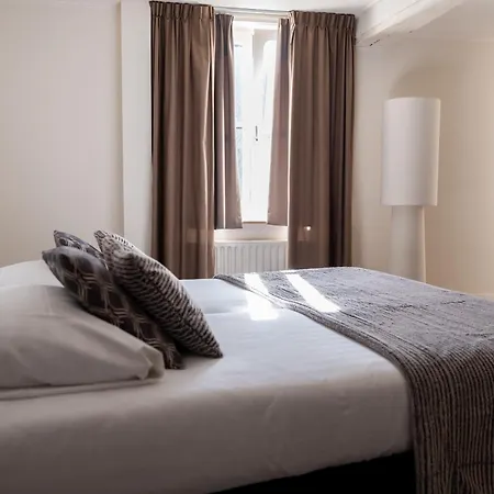 Le Virage Bistro En Hotel 2*